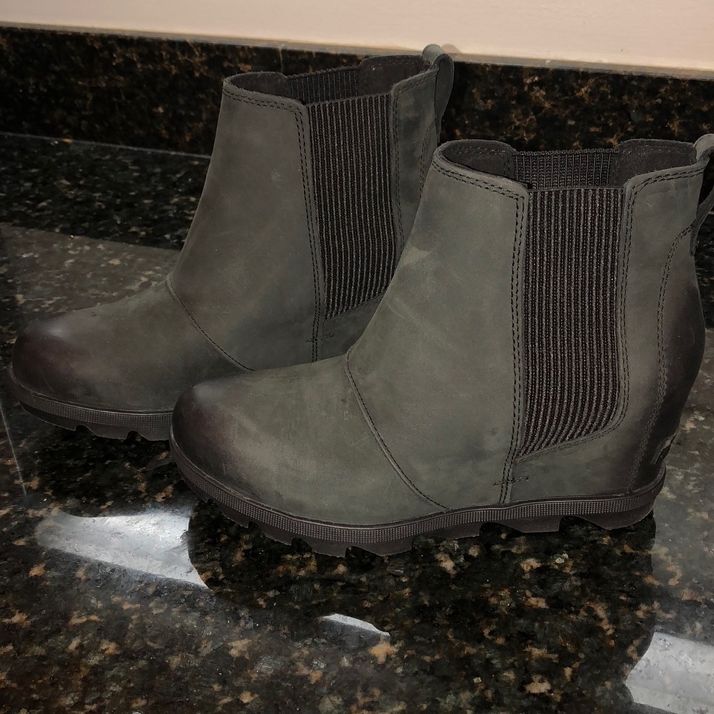 Sorel Black Chelsea NEW booties